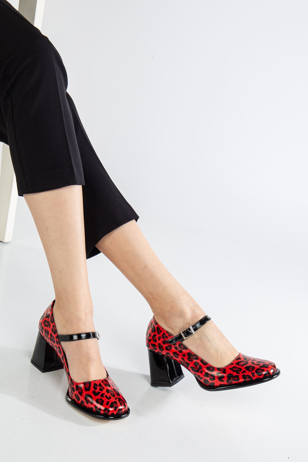 Women's High Heel Red Leopard Patent Leather Oxford Shoes - STREETMODE ™