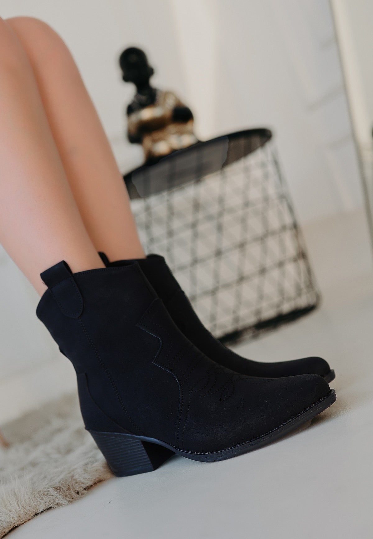 Women's Black Nubuck Heeled Boots - STREETMODE ™