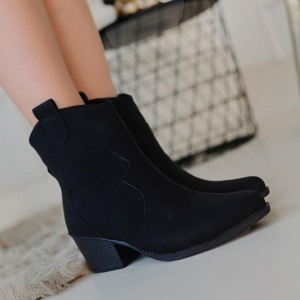 Women's Black Nubuck Heeled Boots - STREETMODE ™
