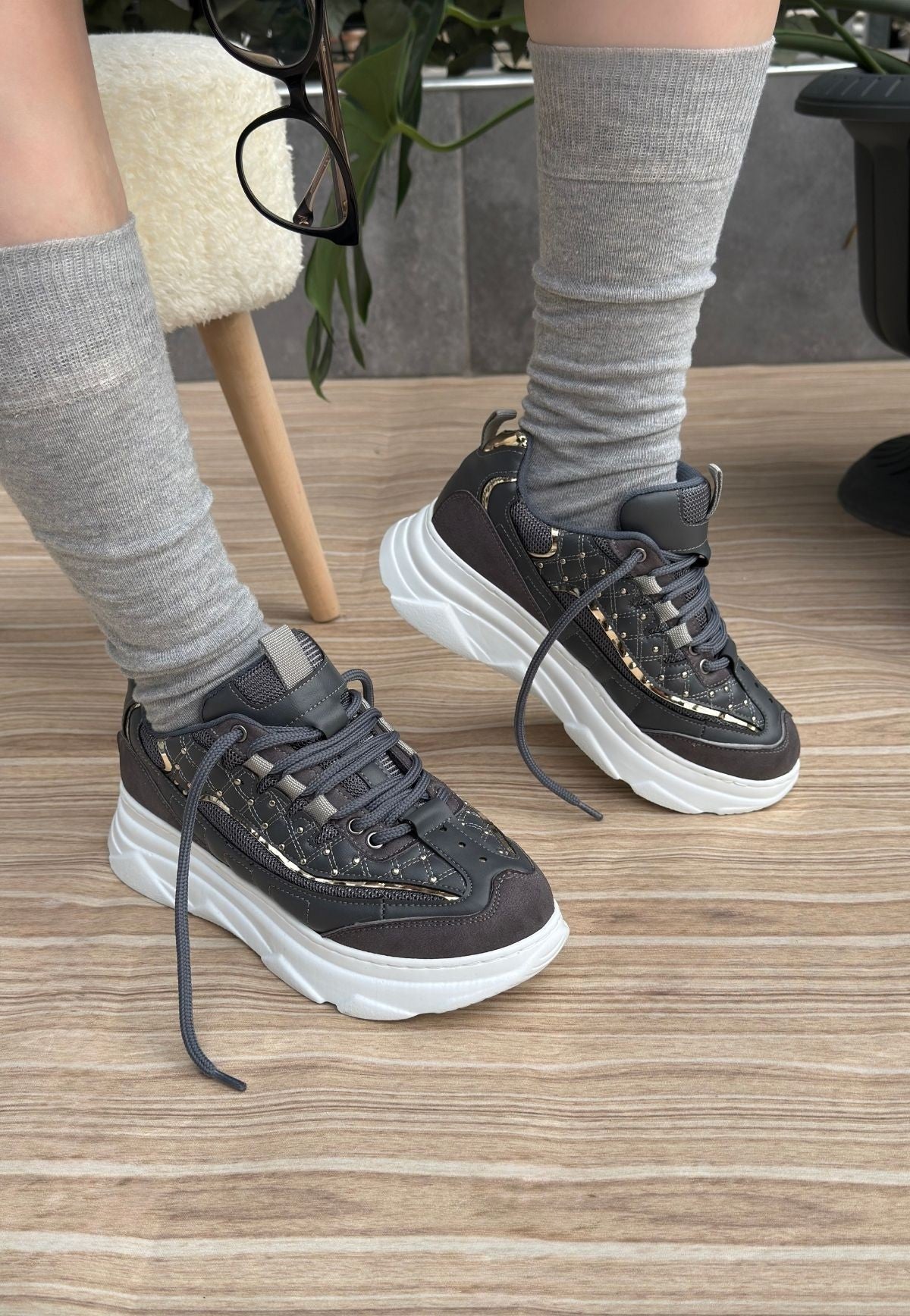 Women's Grey Skin Lace-Up Sneakers - STREETMODE ™