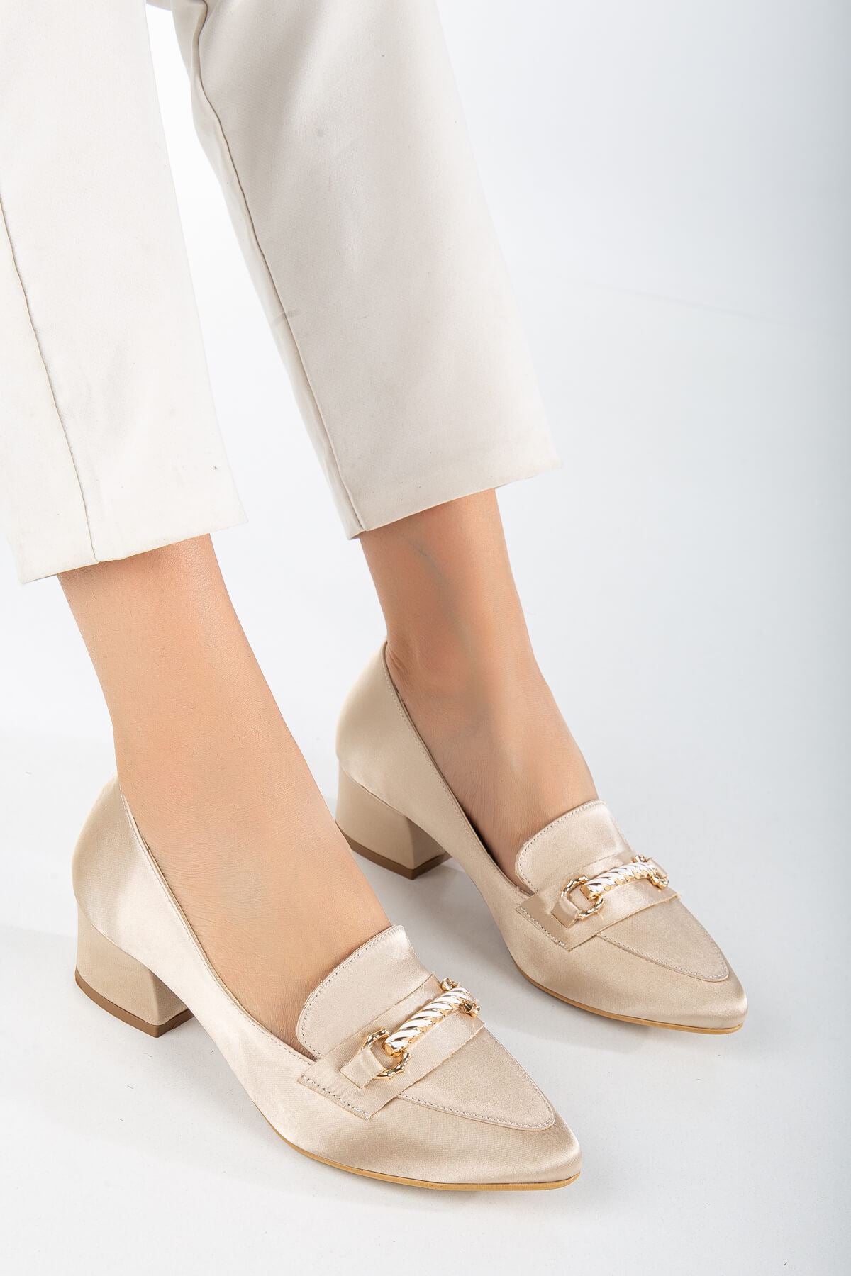 Cream Satin Buckle Detailed Women's Low Heeled Shoes - STREETMODE ™