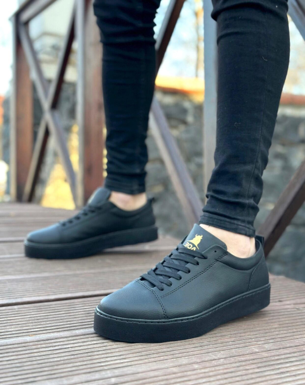 BA0104 Lace-Up Black Skin Sport Classic Men's Sneakers Shoes - STREETMODE ™