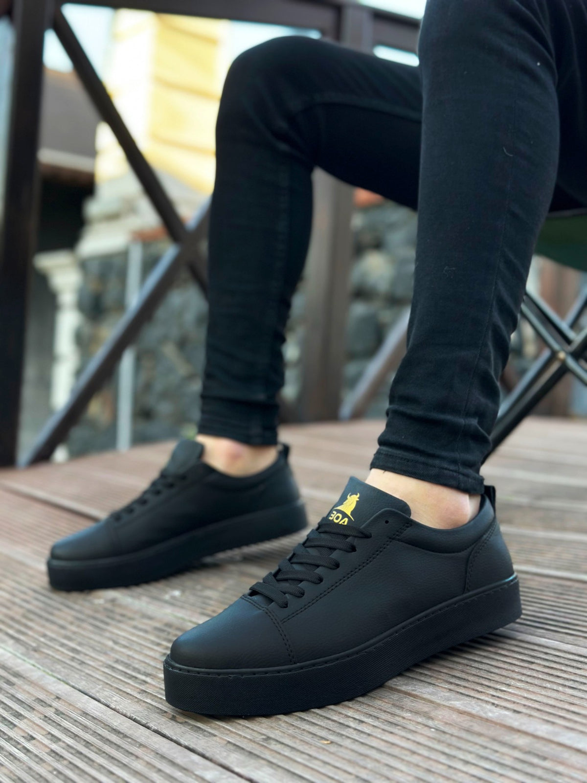 BA0104 Lace-Up Black Skin Sport Classic Men's Sneakers Shoes - STREETMODE ™