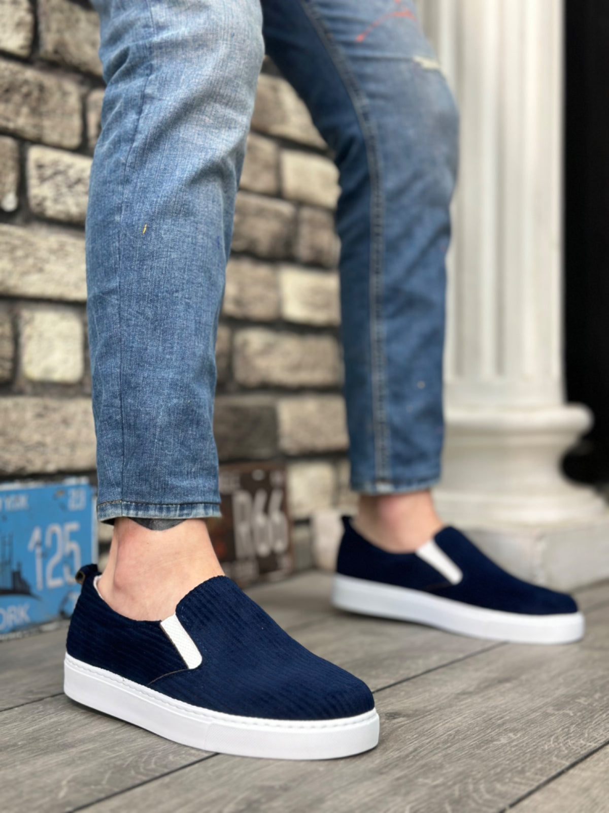 BA0339 Laceless Velvet Navy Blue White Sole Casual Men's Shoes - STREETMODE ™