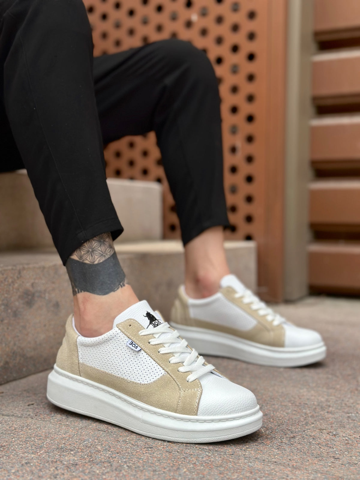 BA0423 Thick High Sole White Cream Laced Sports Men's Shoes