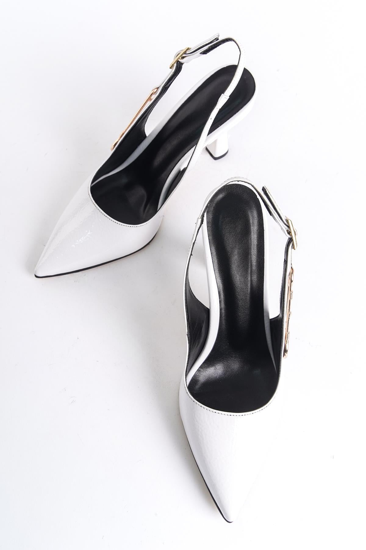 Women's Padh White Buckle Detailed Heeled Pointed Toe Shoes - STREETMODE ™