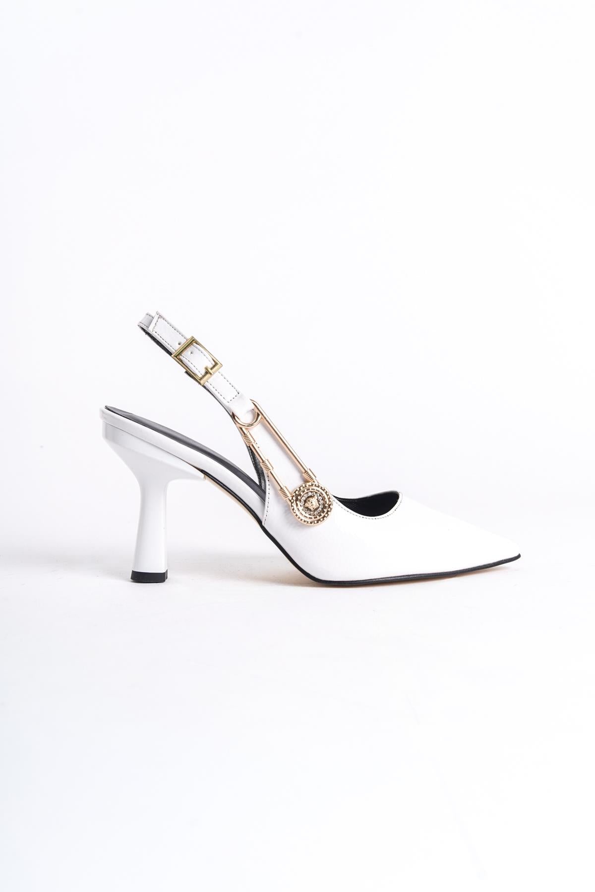Women's Padh White Buckle Detailed Heeled Pointed Toe Shoes - STREETMODE ™
