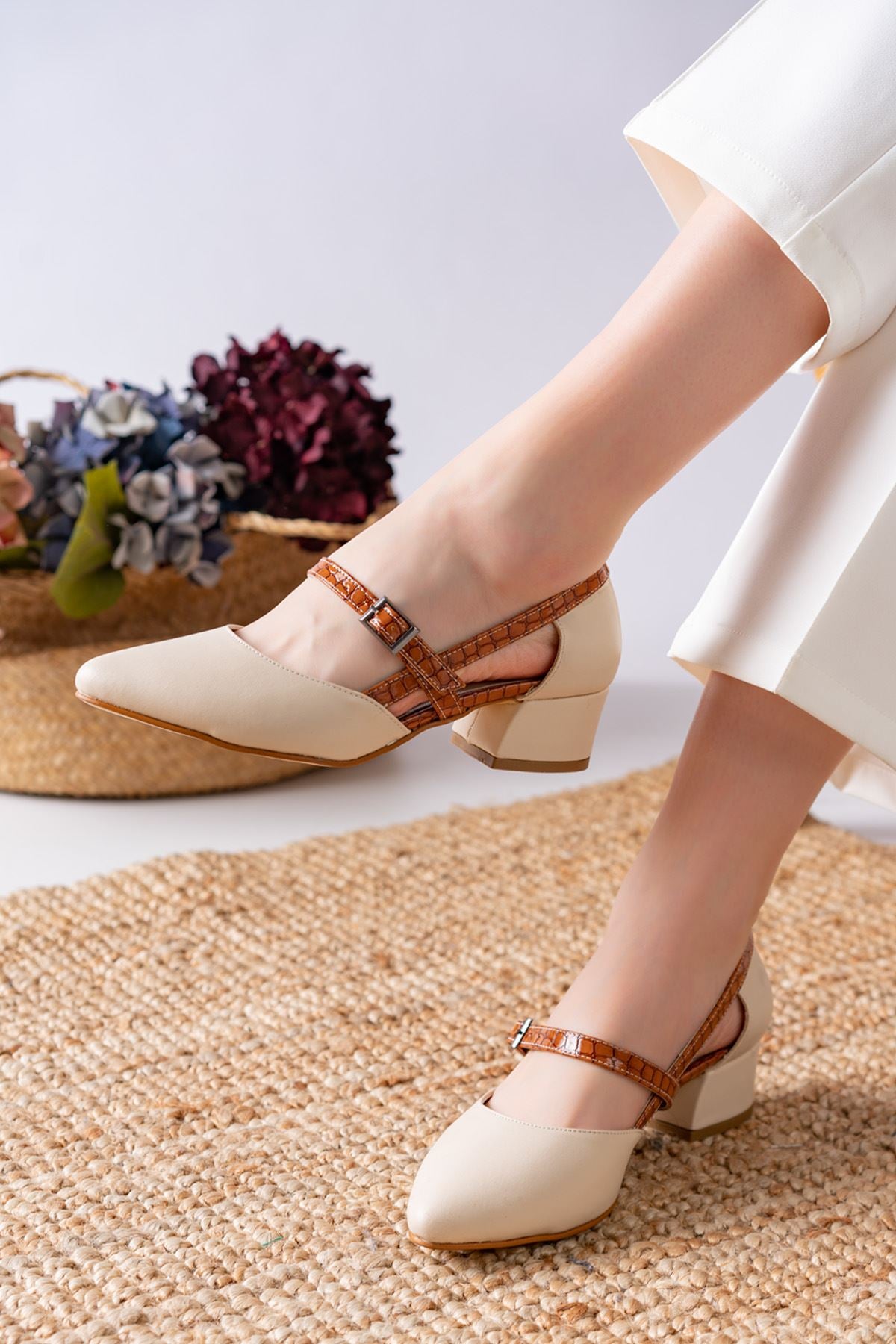 Cedric Cream Skin - Brown Crocodile Detailed Low Heel Women's Shoes - STREETMODE ™
