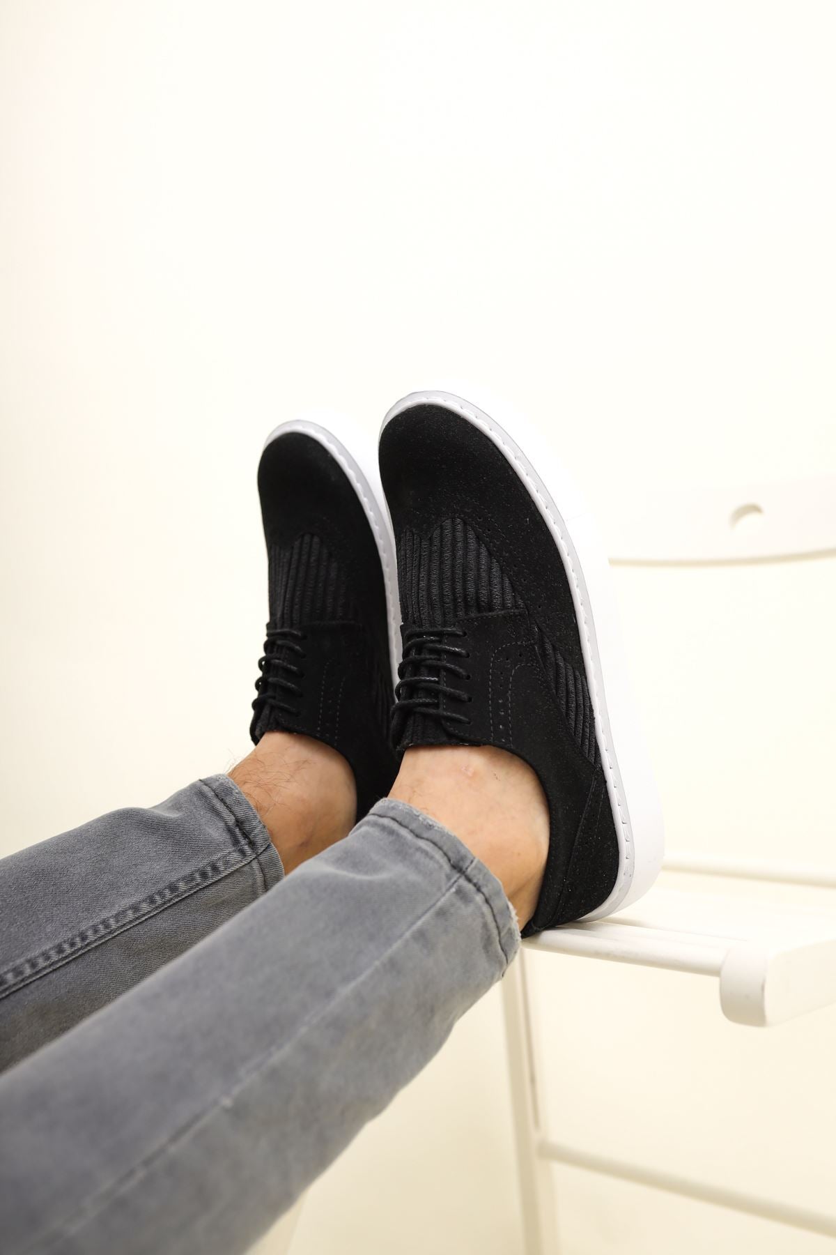 CH 149 Men's Sneakers Shoes BLACK Suede - STREETMODE ™
