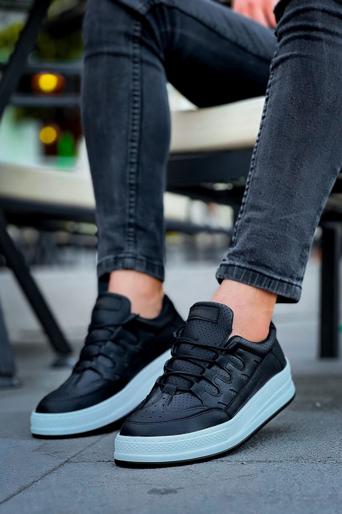 CH040 Men's Unisex Orthopedics Black-White Sole Casual Sneaker Sports Shoes - STREETMODE ™