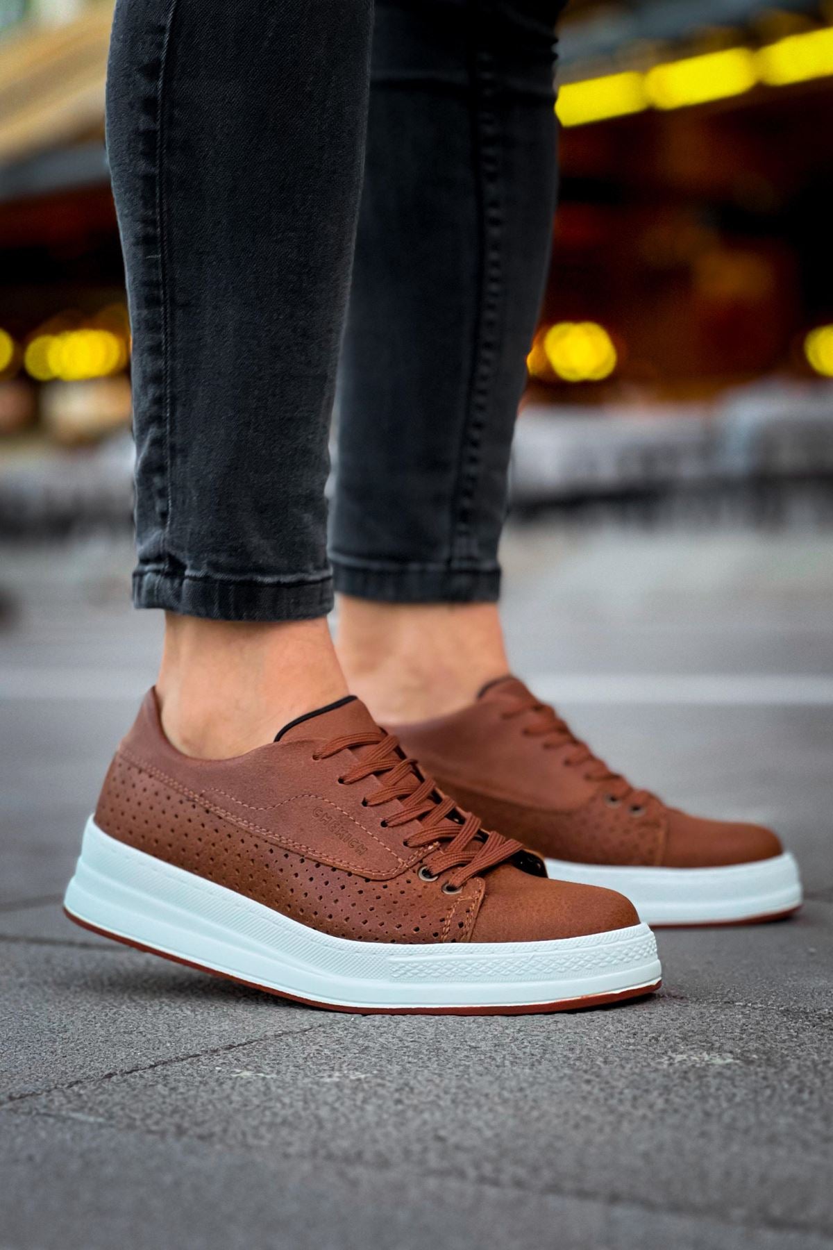 CH043 Men's Unisex Brown-White Sole Casual Shoes - STREETMODE ™