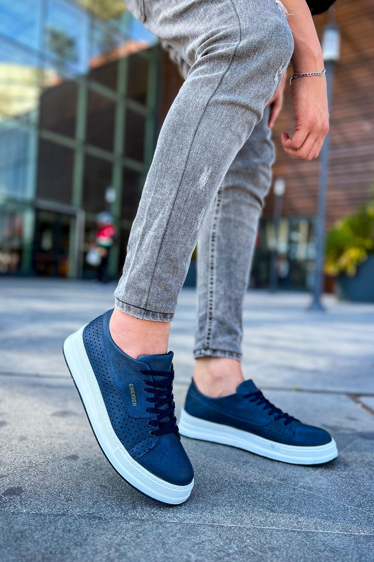 CH043 Men's Unisex Navy Blue-White Sole Casual Shoes - STREETMODE ™