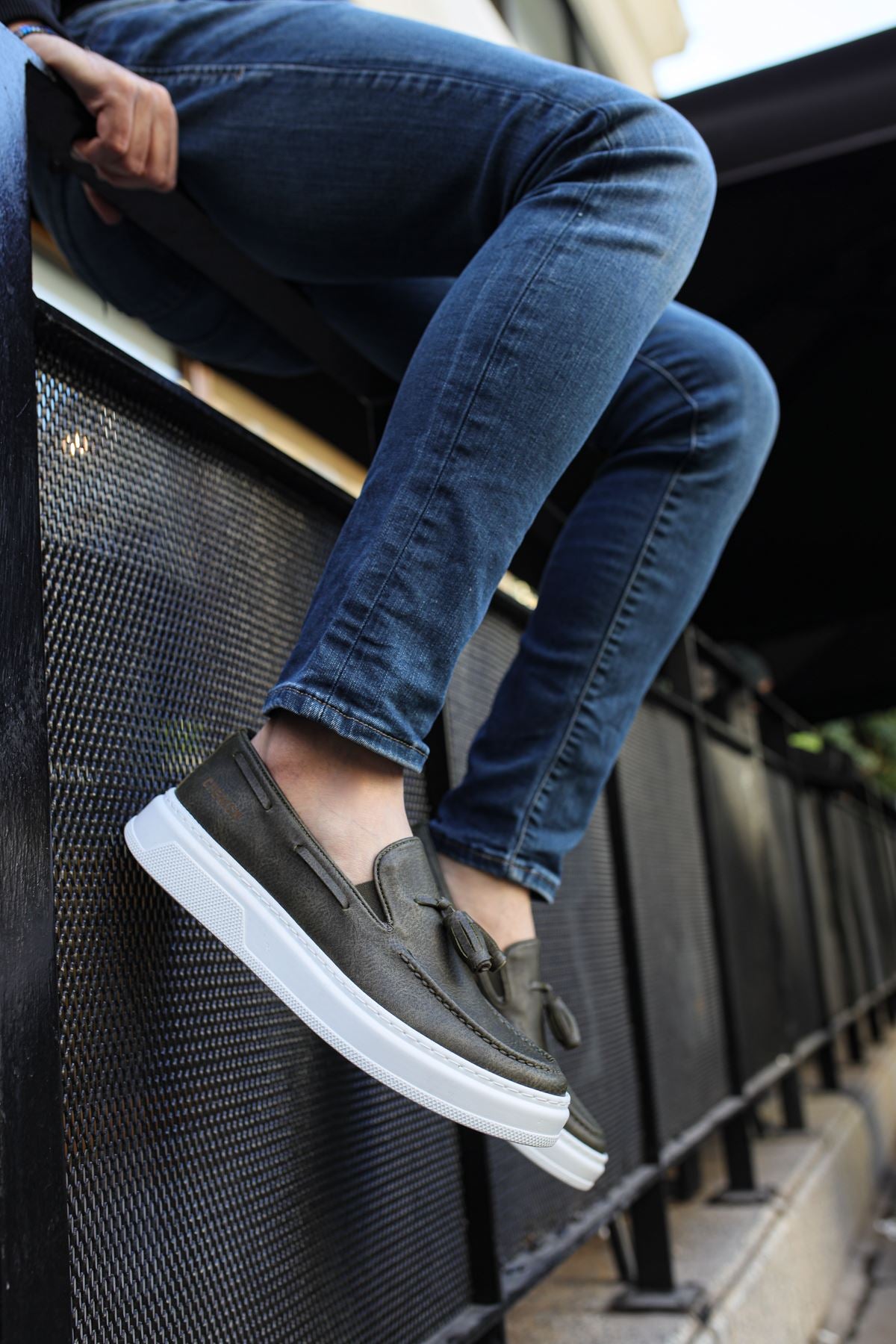 CH127 Men's Shoes Khaki - STREETMODE ™