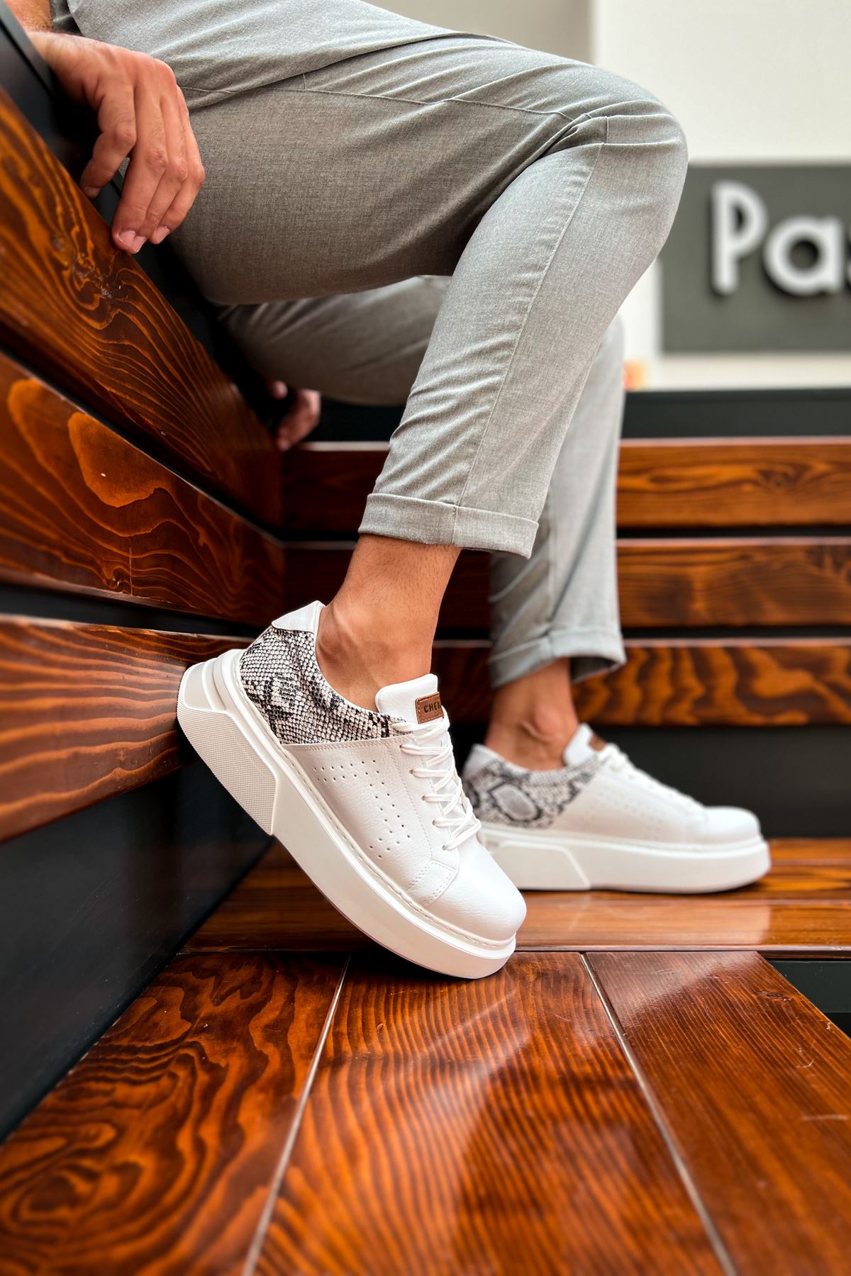 CH145 BT Men's Shoes WHITE - STREETMODE ™