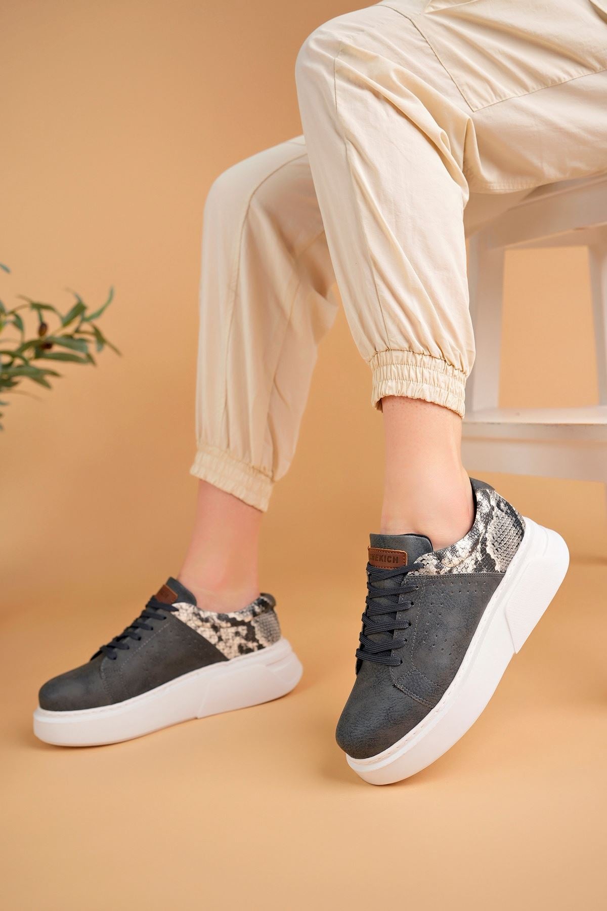 CH145 CBT Sauerbergg Women's Sneakers Shoes ANTHRACITE - STREETMODE ™