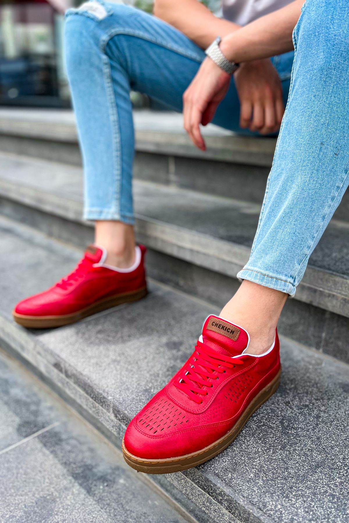 CH157 CKT Retro Men's Shoes RED - STREETMODE ™