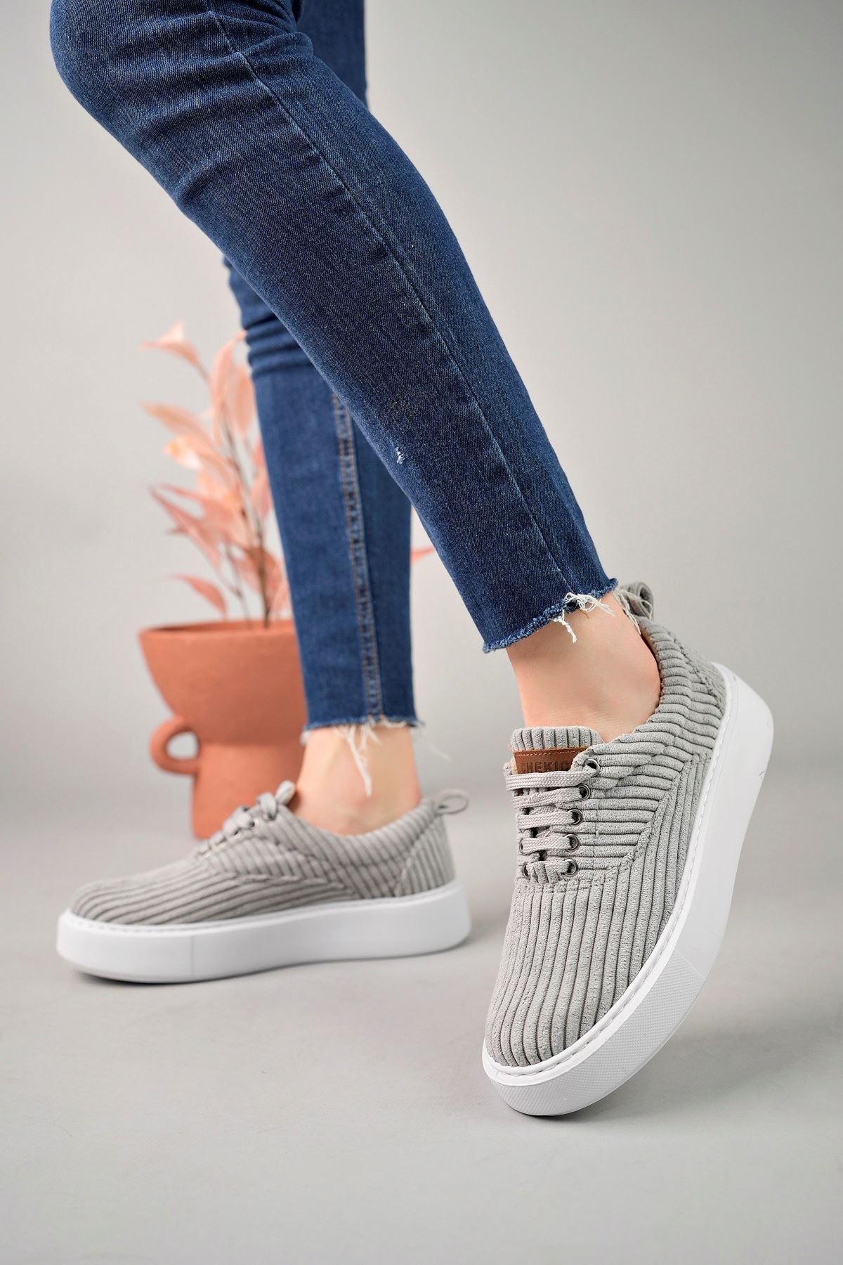 CH173 CBT Velluto Women's Shoes GRAY - STREETMODE ™