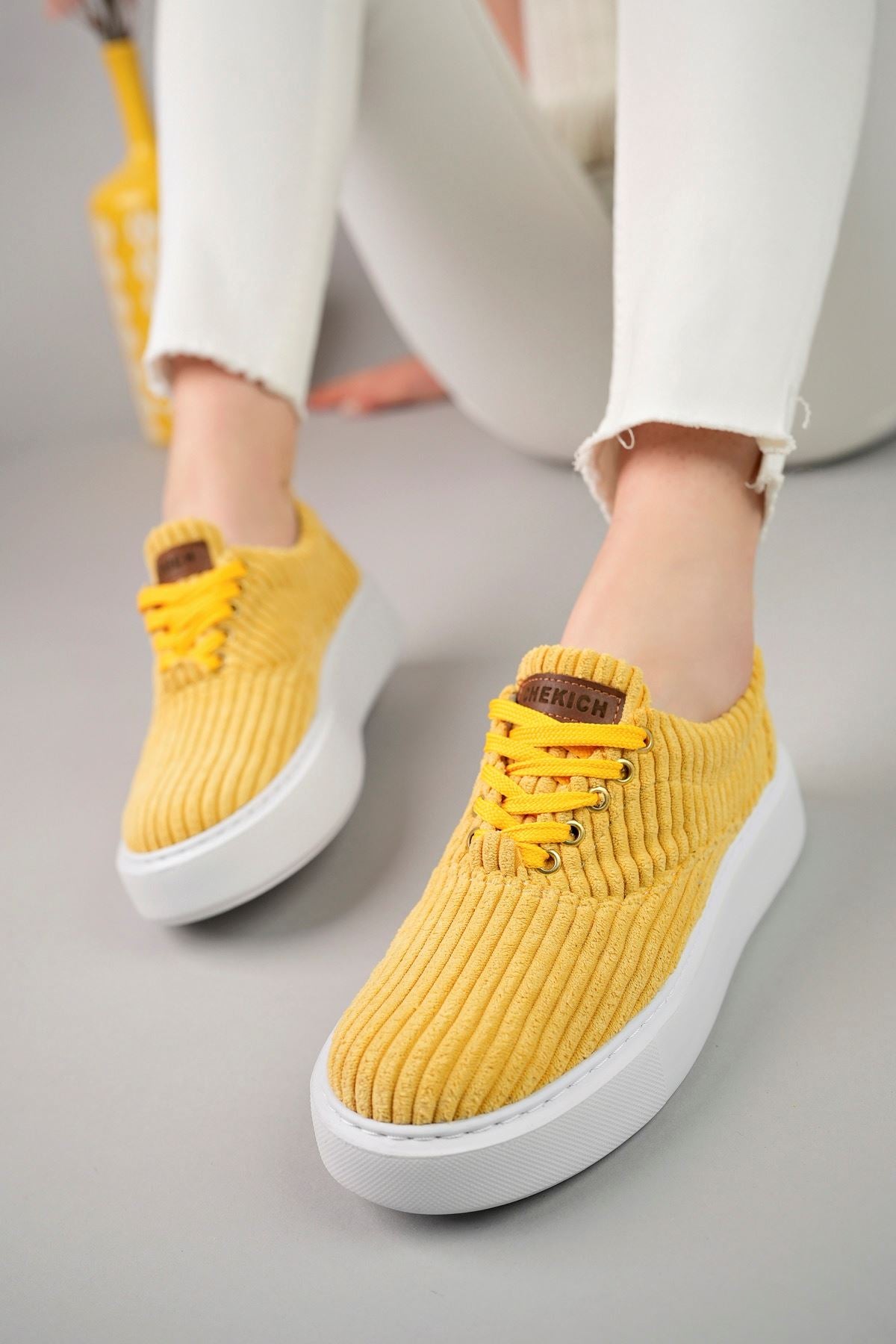 CH173 CBT Velluto Women's Shoes YELLOW - STREETMODE ™