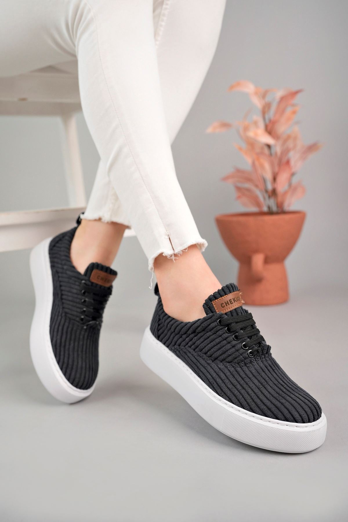 CH173 CBT Velluto Women's Shoes BLACK - STREETMODE ™