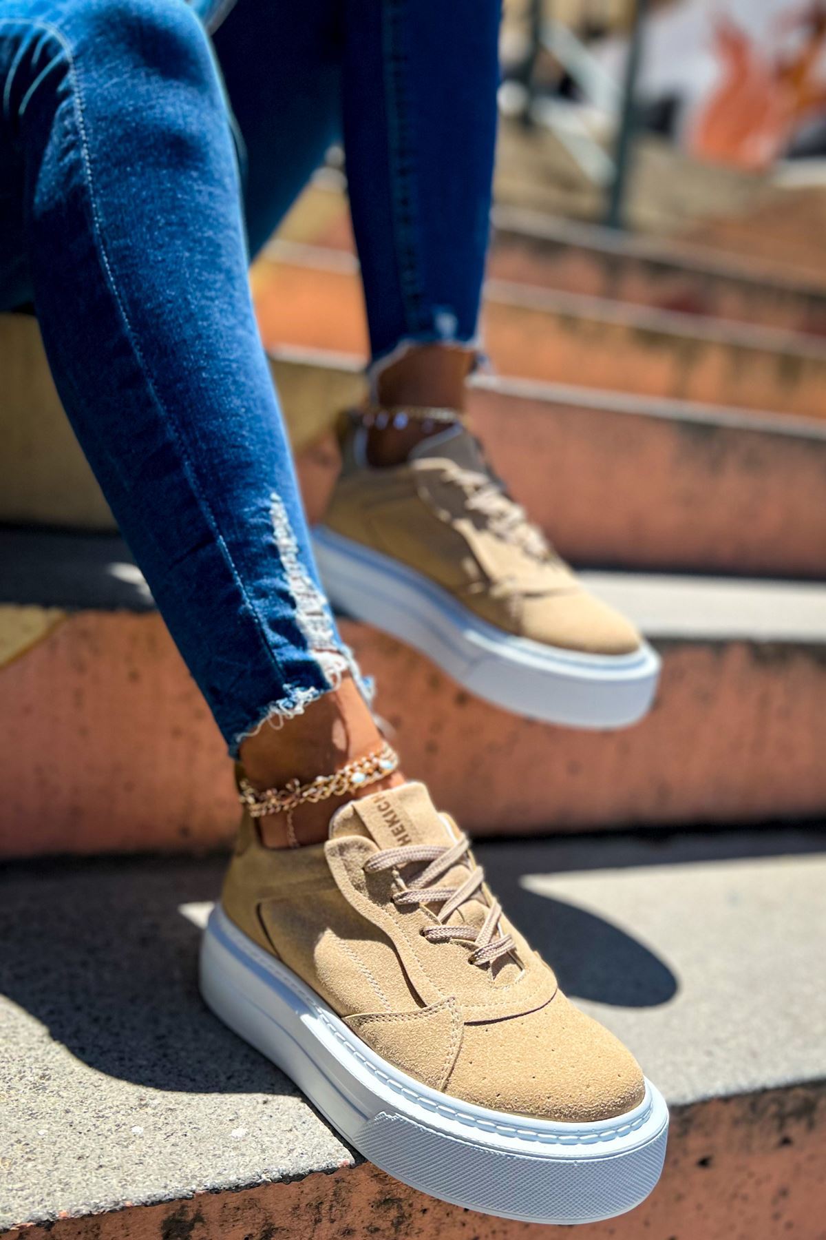 CH187 SBT Women's sneakers Shoes SAND