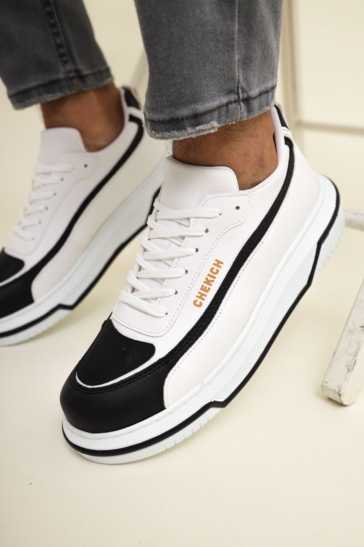 CH241 CBT Signature Line Up Men's Shoes BLACK/WHITE - STREETMODE ™