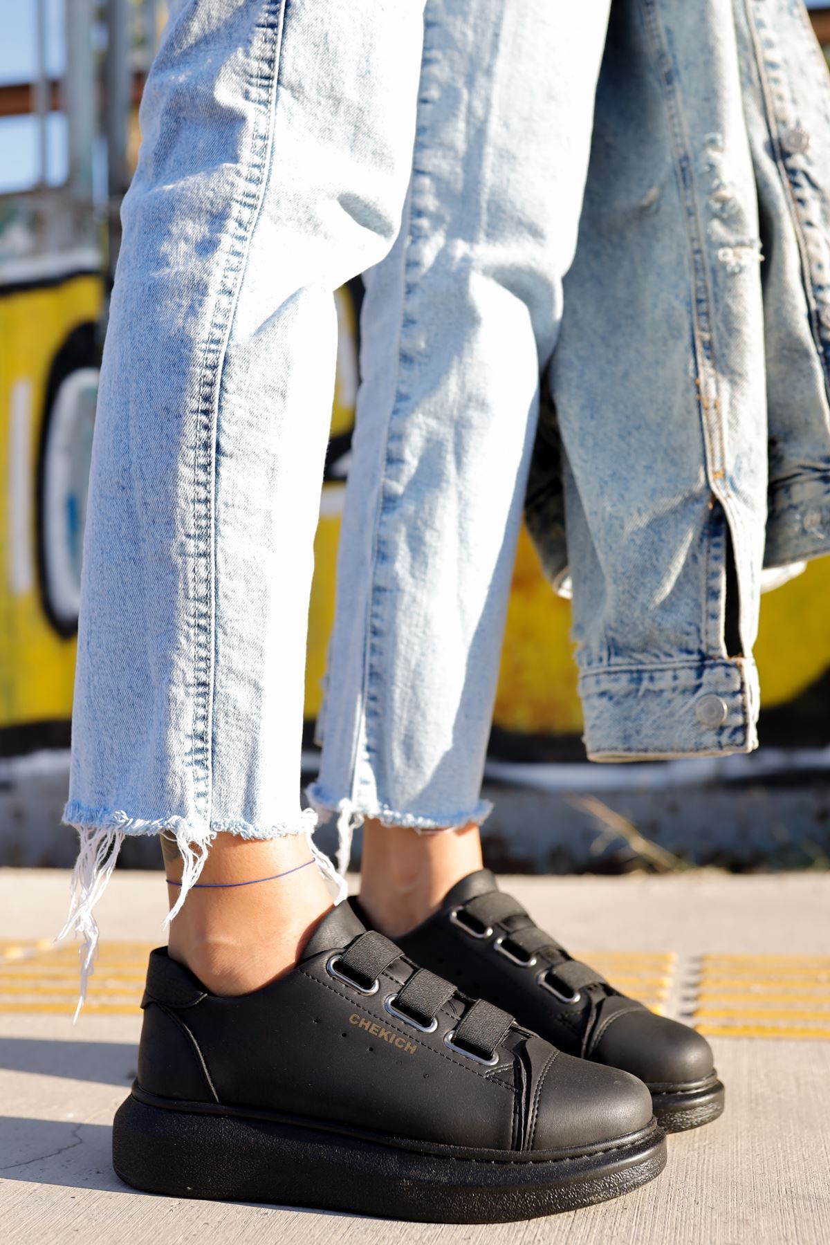 CH253 CST Women's Sneakers Shoes BLACK - STREETMODE ™