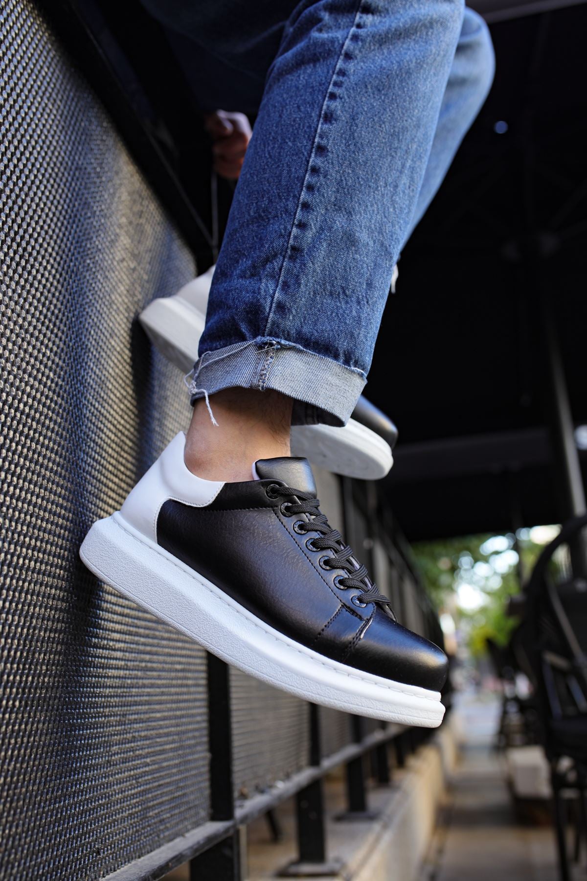 CH256 Men's Unisex Black-White Casual Sneaker Sports Shoes - STREETMODE ™