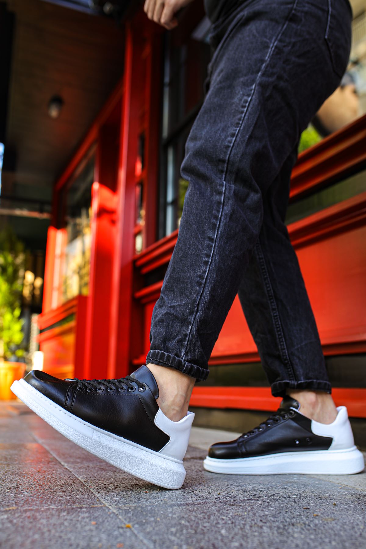 CH256 Men's Unisex Black-White Casual Sneaker Sports Shoes - STREETMODE ™