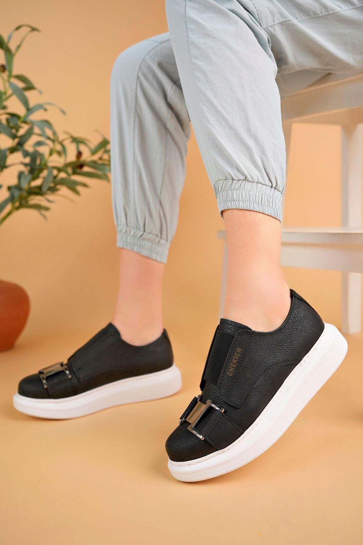 CH297 CBT Women's Sneakers Shoes BLACK - STREETMODE ™