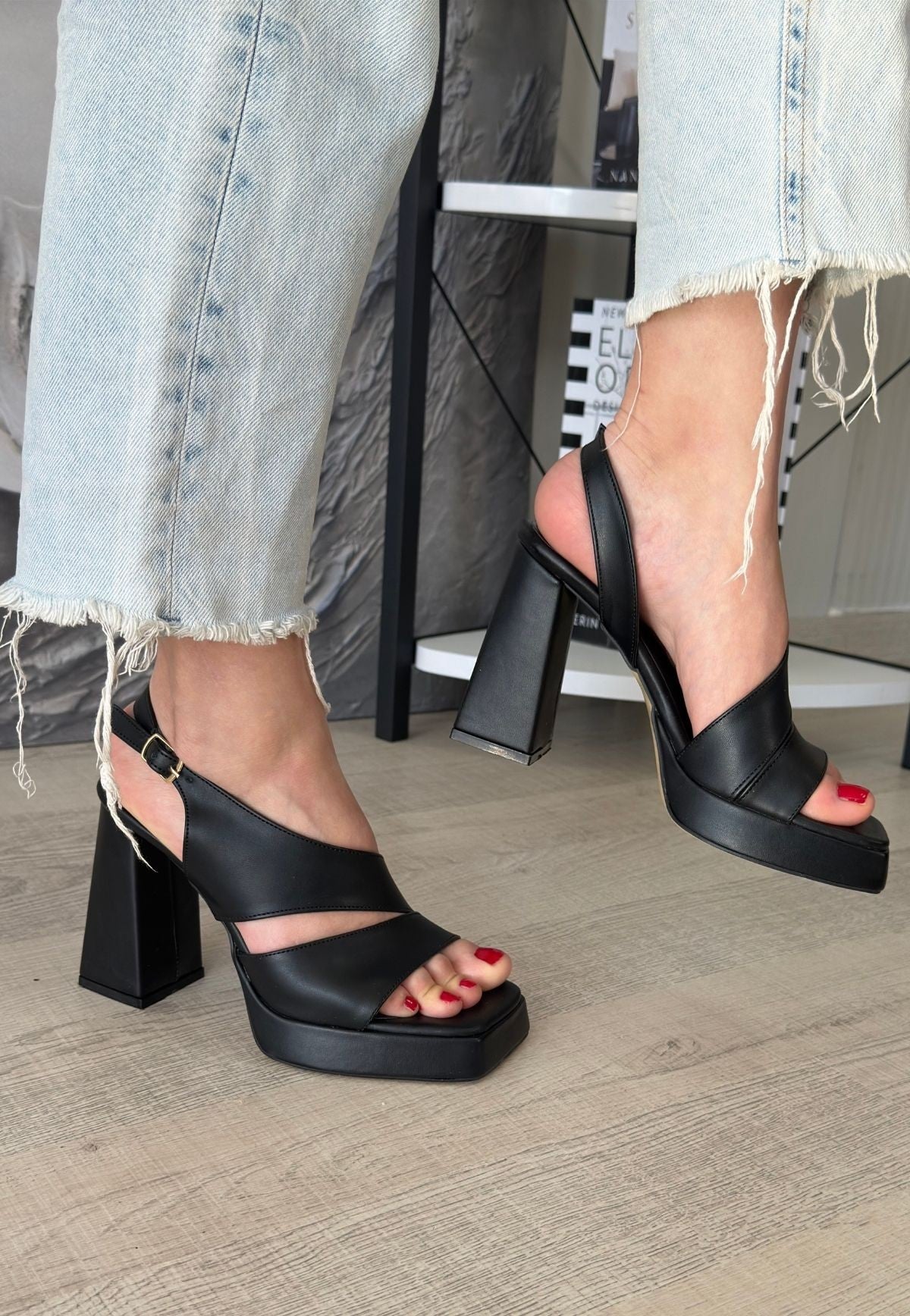 Women's Black Leather High Heel Shoes - STREETMODE ™