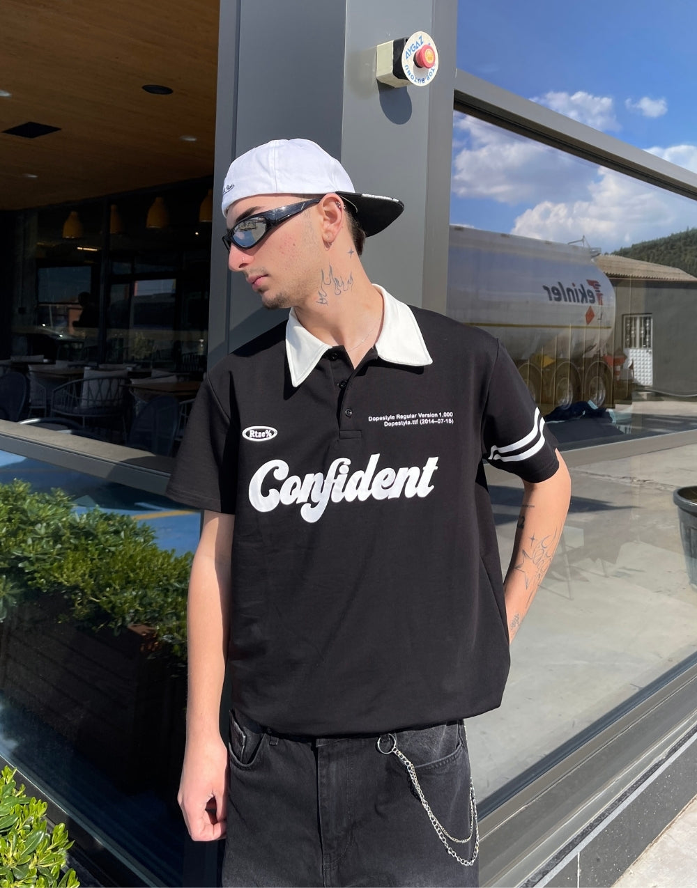 Men's Confident Collar Oversize T-Shirt - STREETMODE ™