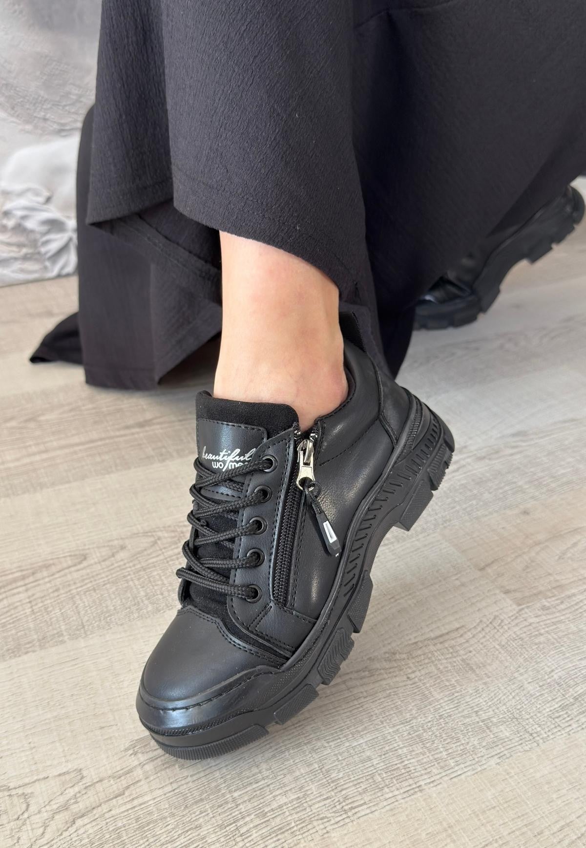 Women's Black Leather Lace-Up Sneakers - STREETMODE ™