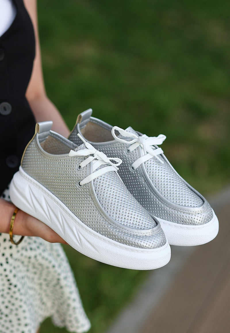 Women's Freya Gray Skin Lace-Up Sports Shoes - STREETMODE ™