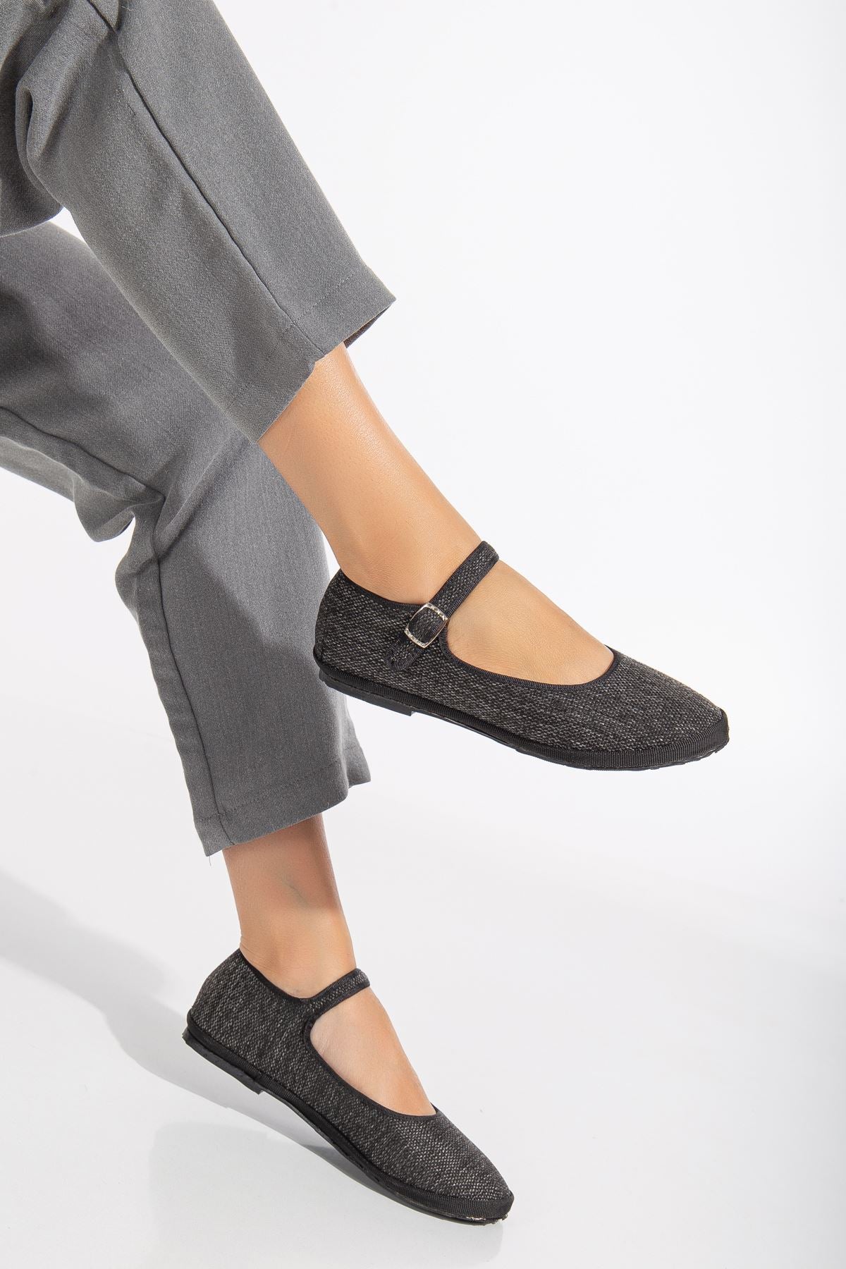 Smoked Linen Buckle Detailed Flat Sole Women's BallerinasSmoked Linen Buckle Detailed Flat Sole Women's Ballerinas - STREETMODE ™