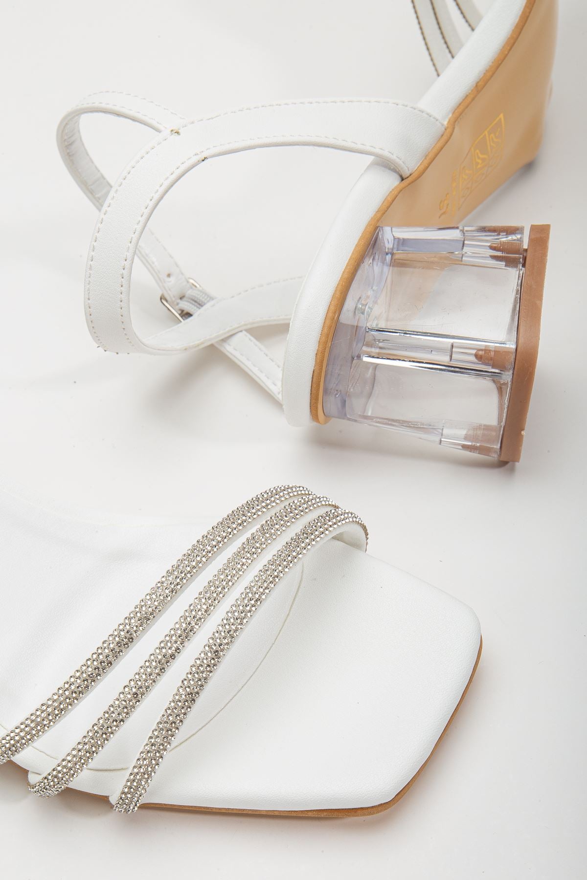 Women's Gerdh White Stone Skin Low Heeled Shoes - STREETMODE ™