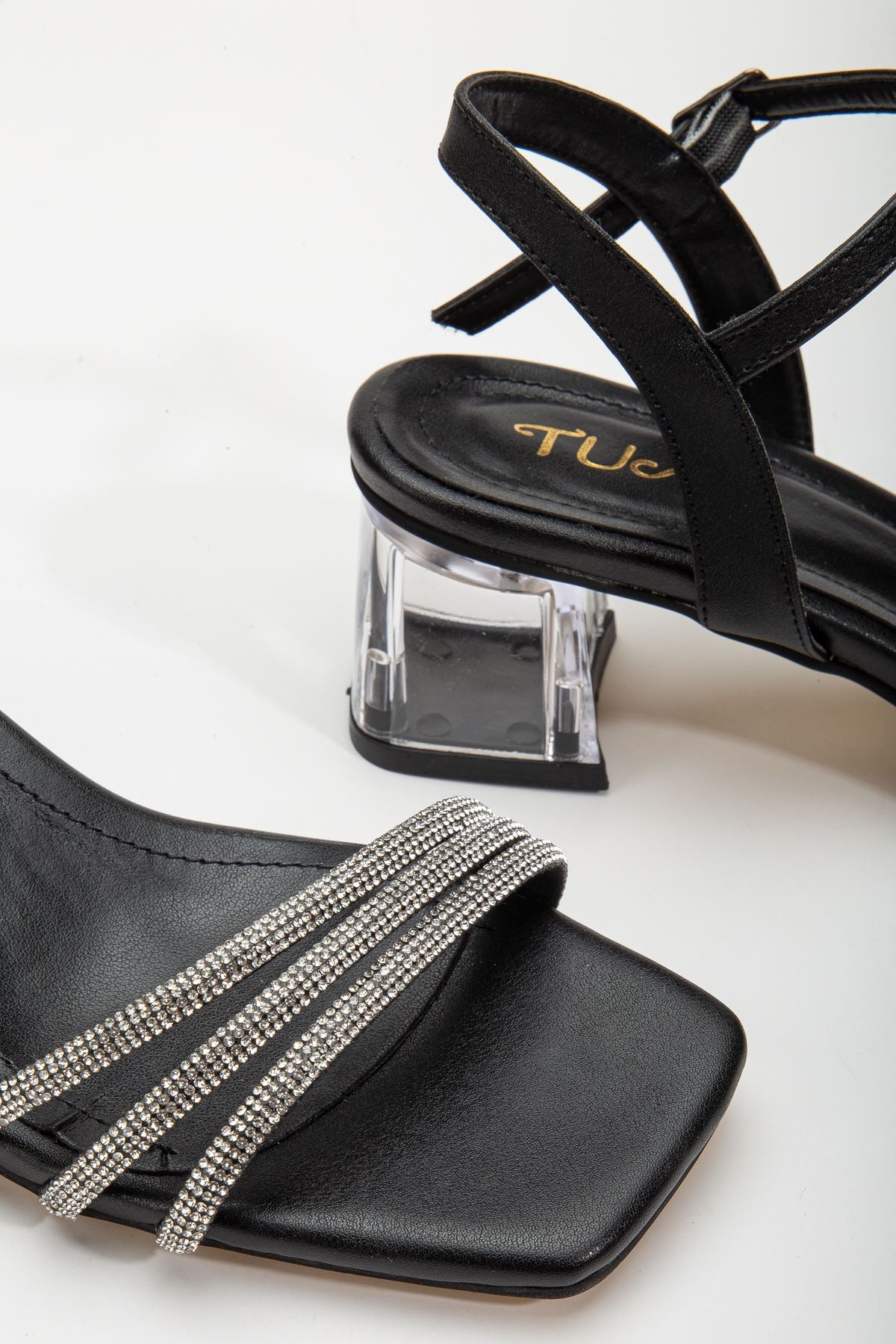 Women's Gerdh Black Stone Skin Low Heeled Shoes - STREETMODE ™