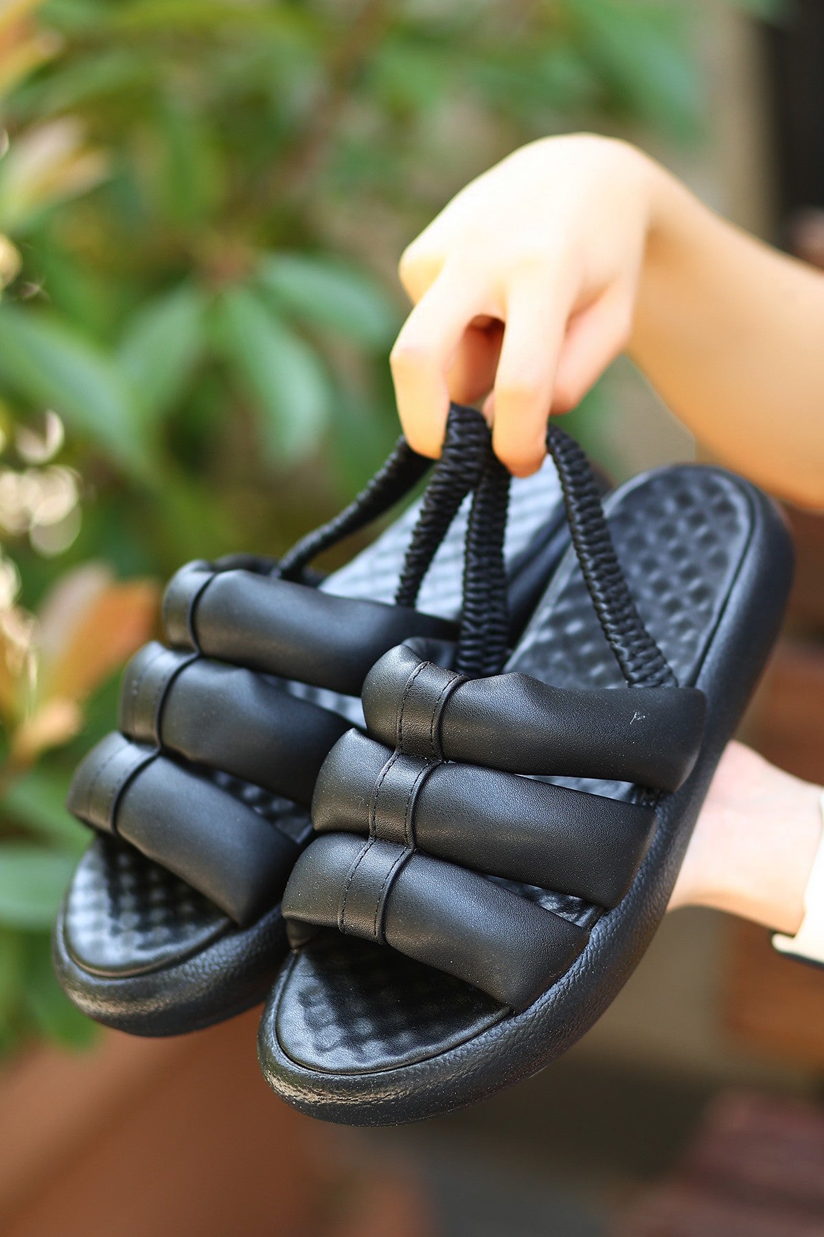Women's Hara Black Skin Sandals - STREETMODE ™