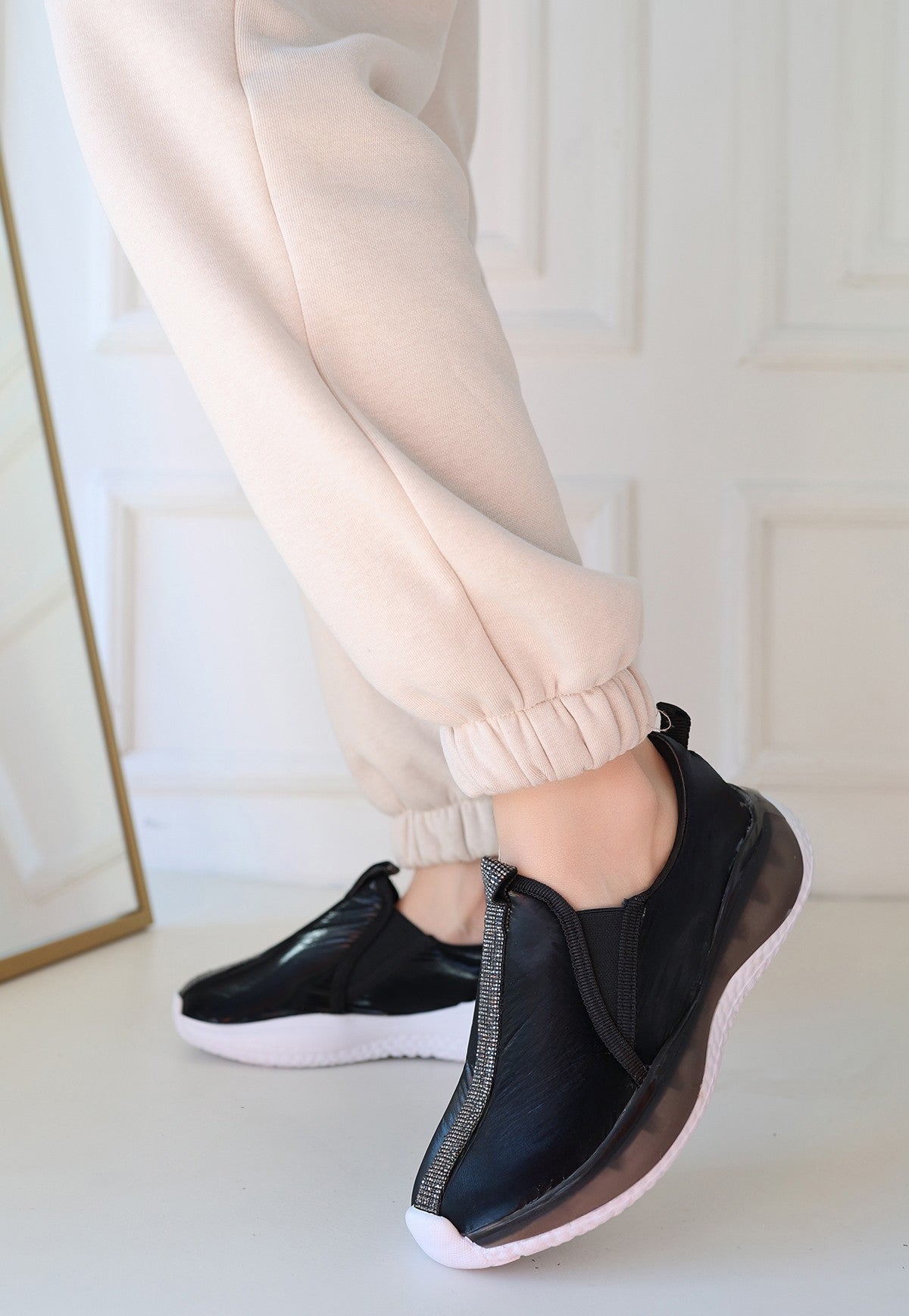 Women's Black Parachute Sneakers - STREETMODE ™