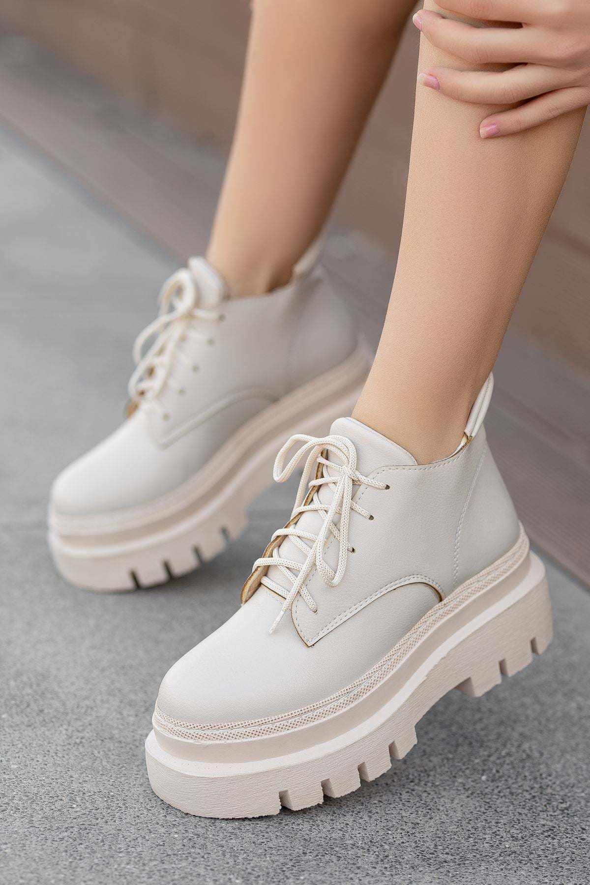 Cream Skin High Heel Detailed Lace-Up Women's Boots - STREETMODE ™