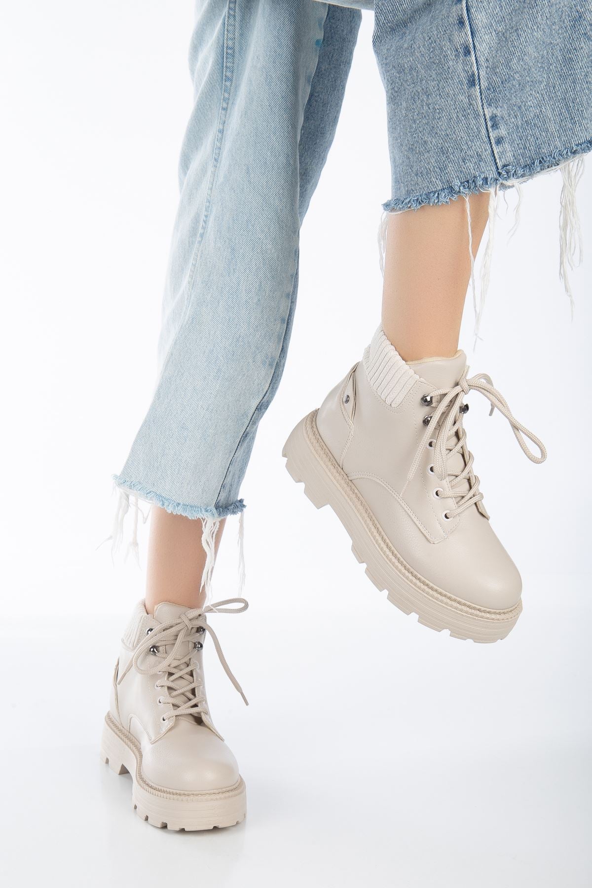 Cream Skin Cat Lace Detail Women's Boots - STREETMODE ™