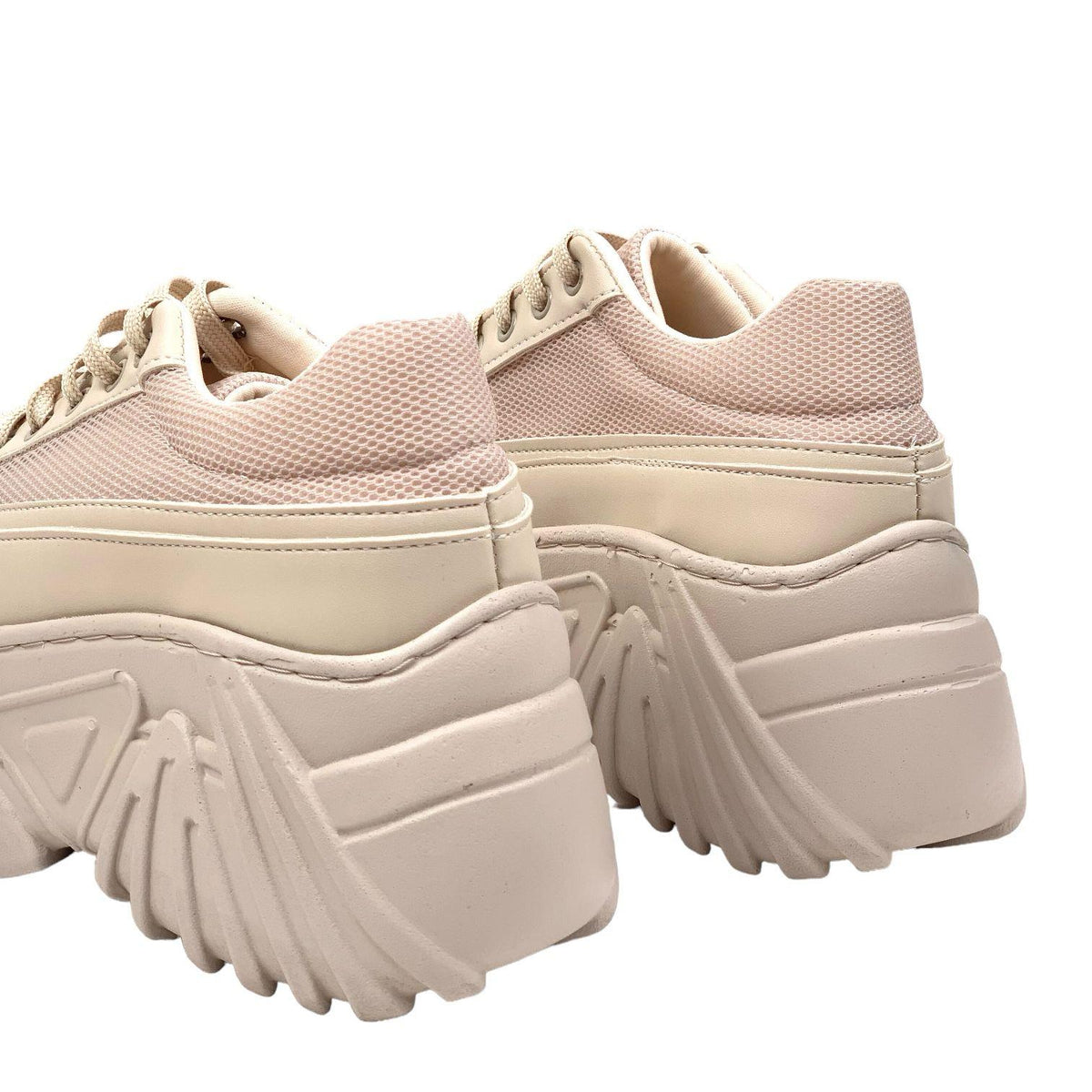 Women's beige high sole sneaker sports shoes - STREETMODE ™