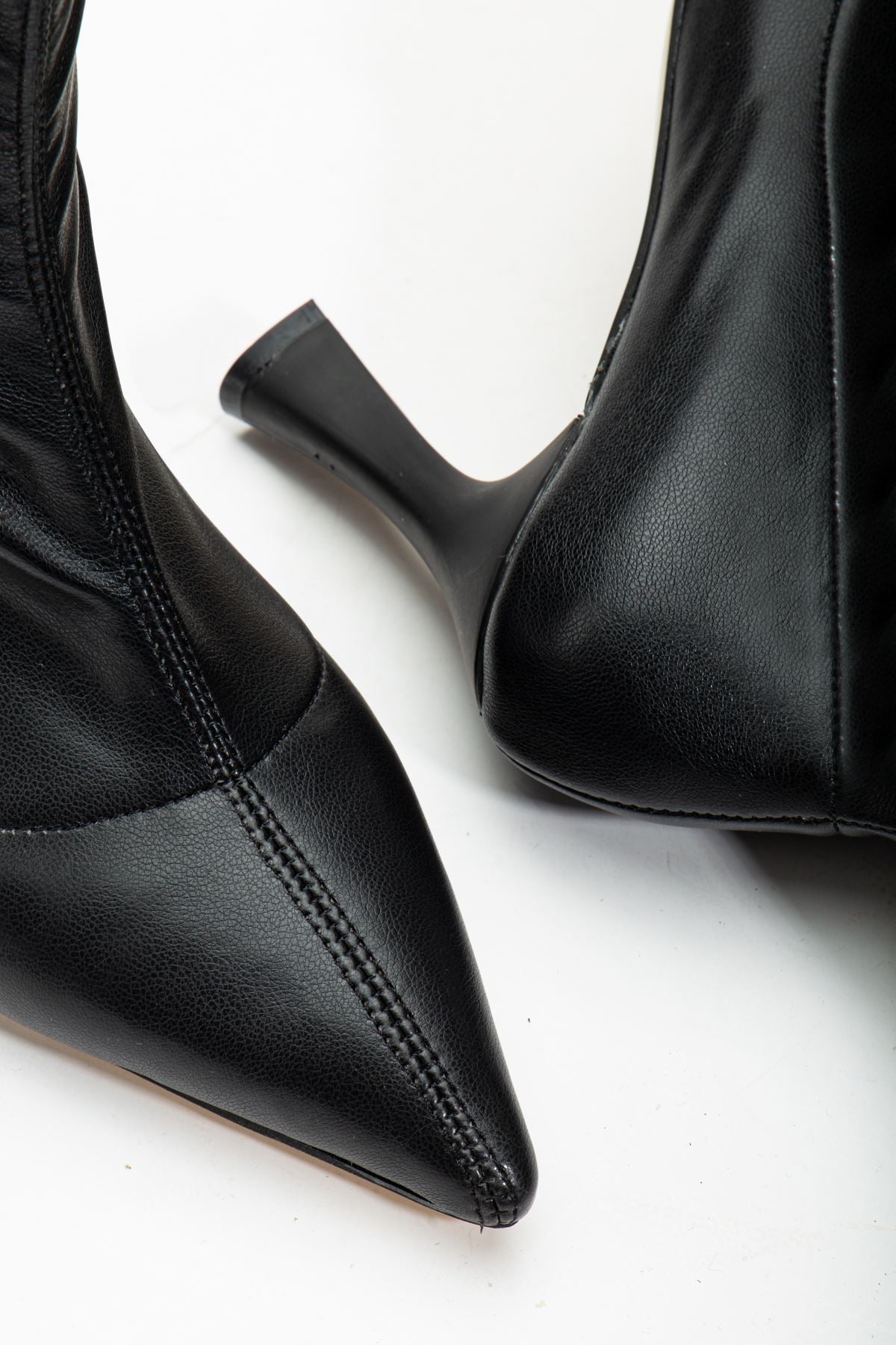 Women's Black Leather Ankle Mid Heel Boots - STREETMODE ™