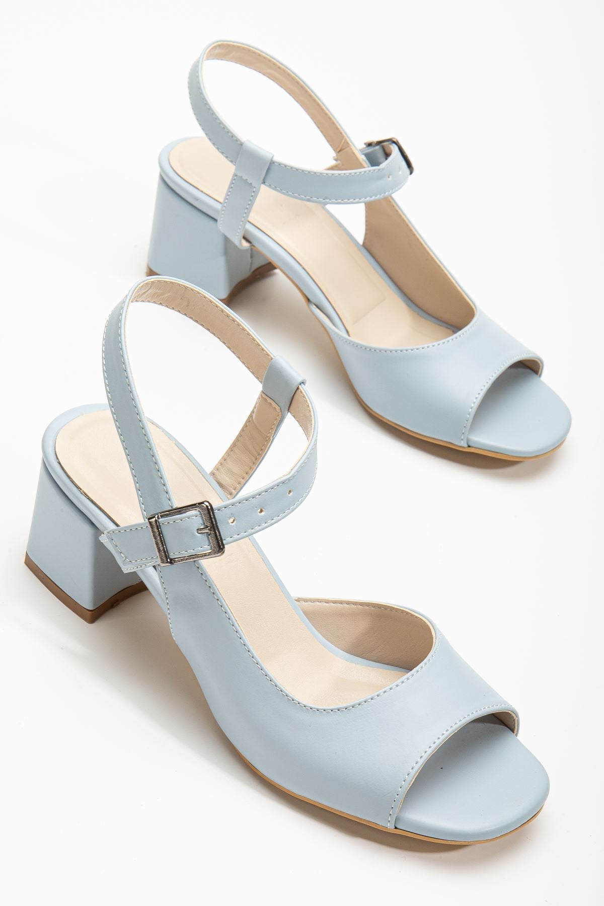 Keri Heeled Baby Blue Skin Blunt Toe Women's Shoes - STREETMODE ™