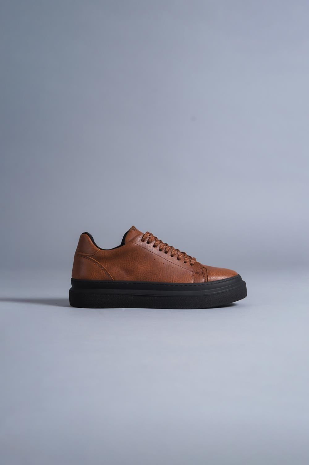 Men's sneakers Casual Shoes 421 Tan (Black Sole) - STREETMODE ™