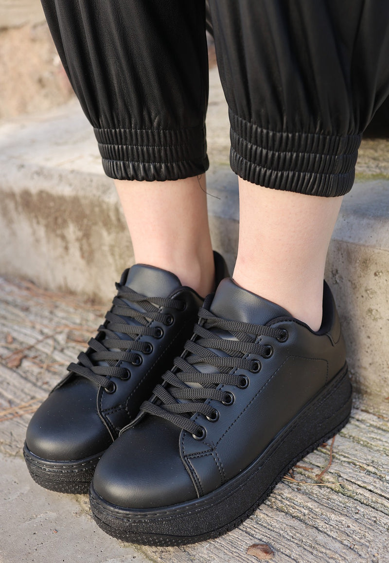 Women's Black Leather Lace-Up Sports Shoes - STREETMODE ™