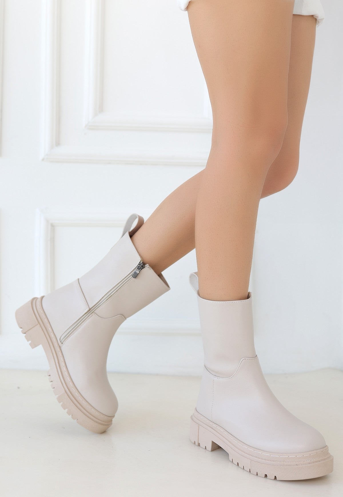 Women's Beige Leather Heeled Boots - STREETMODE ™
