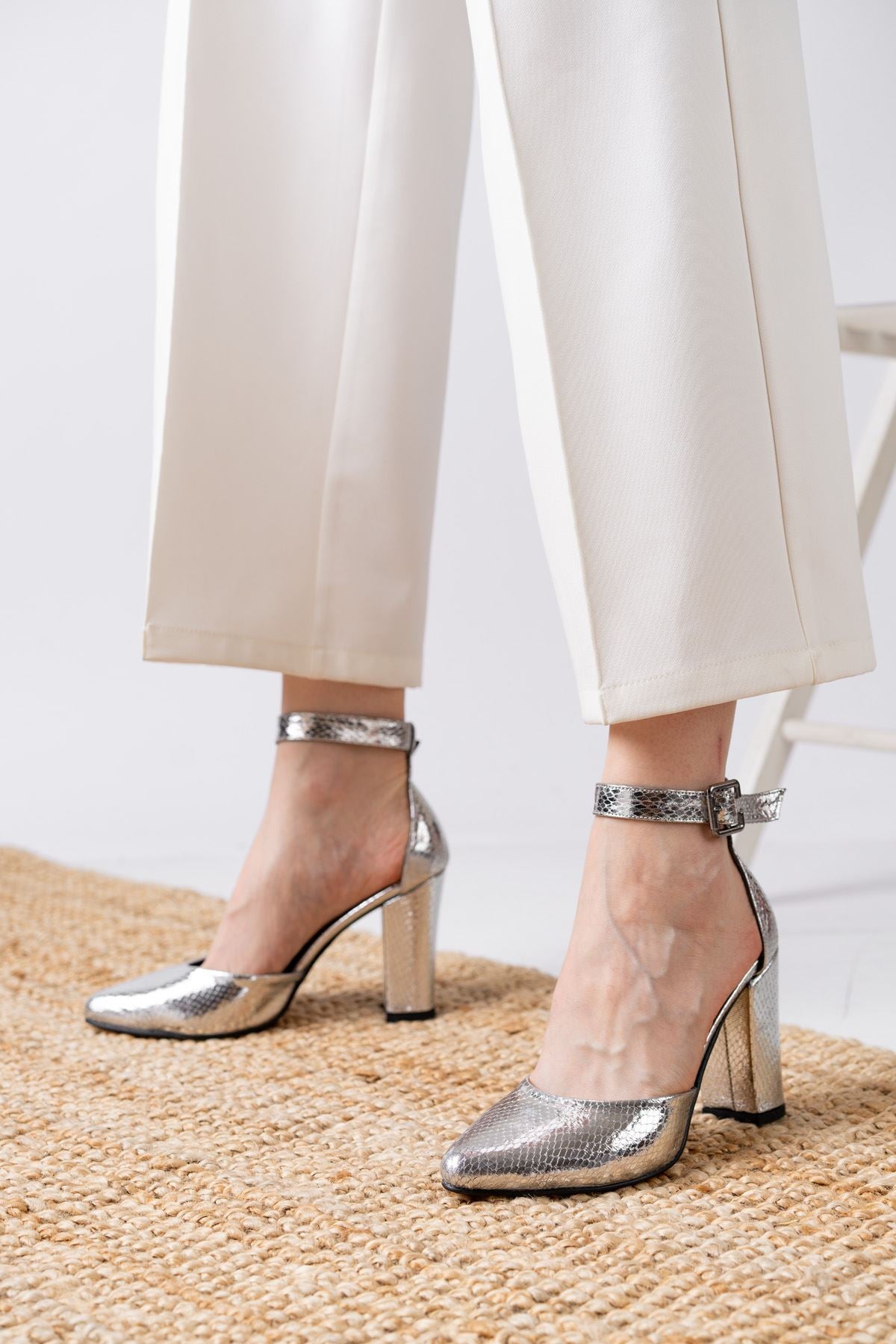 Women's Lole Heels Silver Skin Crocodile Leather Detailed Heeled Shoes - STREET MODE ™