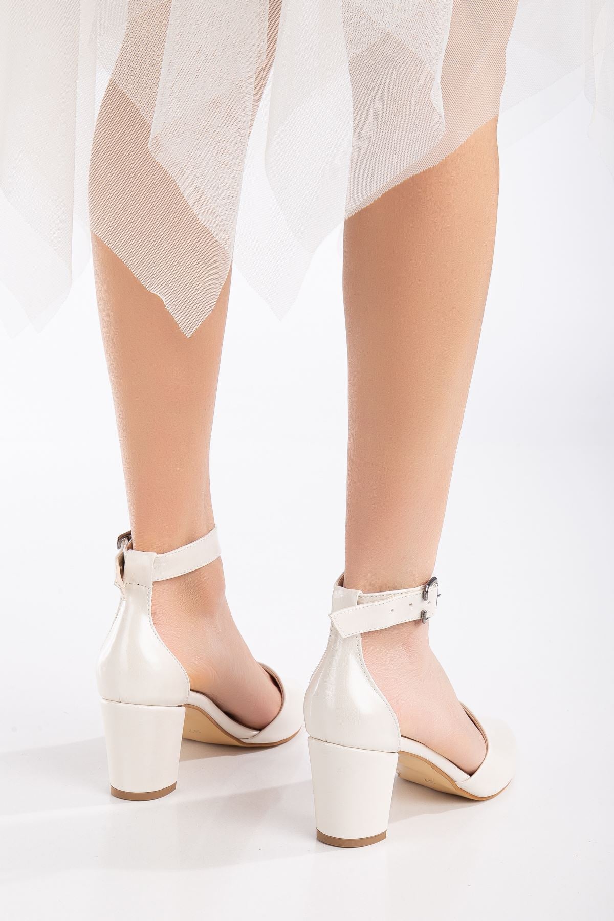 Lottis White Mother of Pearl Skin Detailed Heeled Women's Shoes - STREETMODE ™