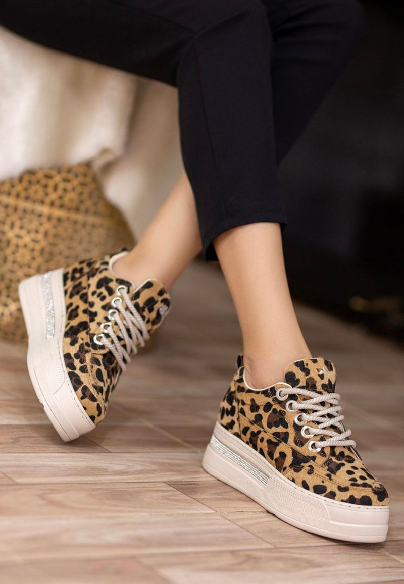 Women's Leopard Suede Lace-Up Sneakers - STREETMODE ™