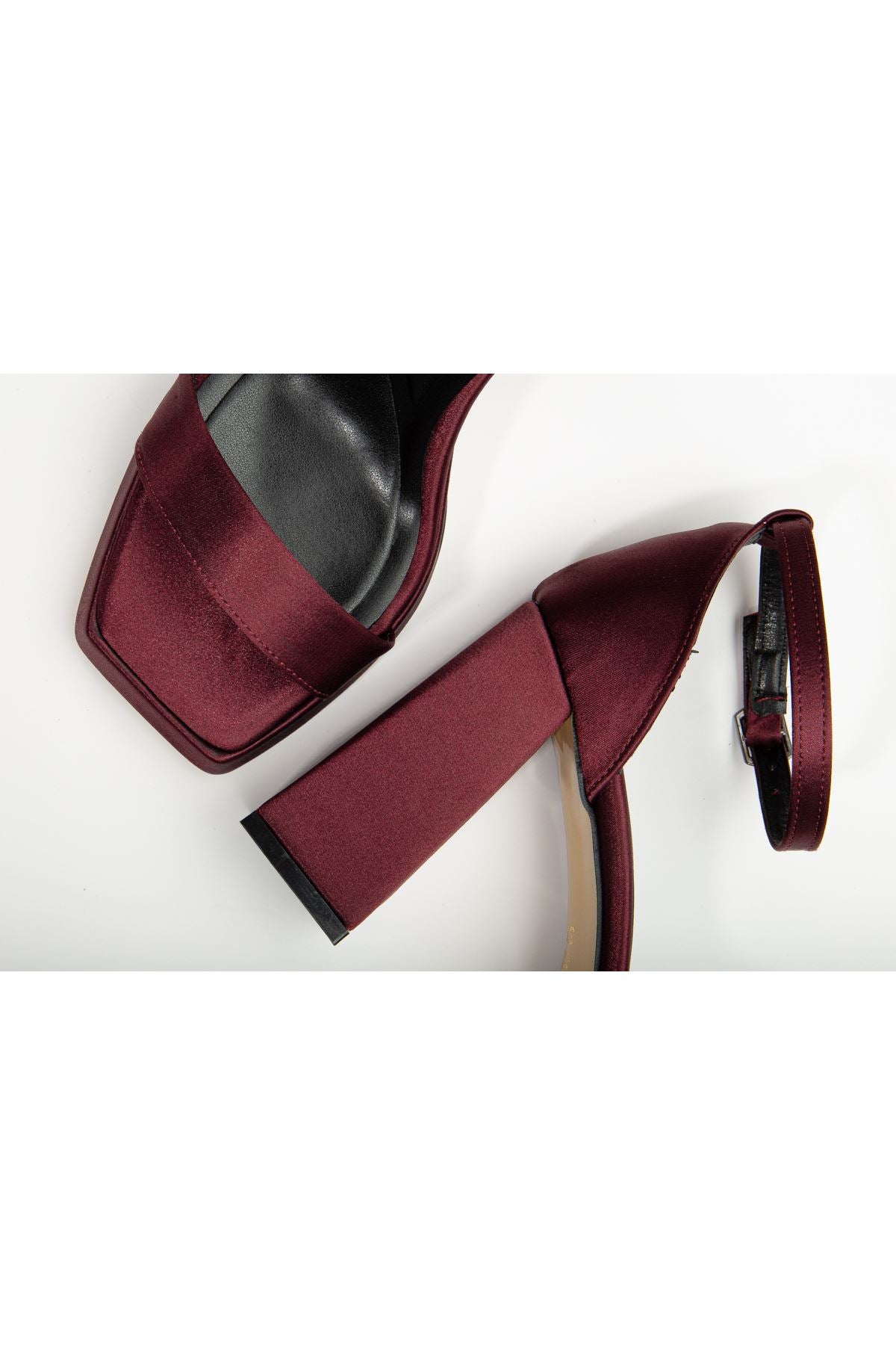 Women's Matilda Burgundy Satin Platform Open Toe Thick Heeled Shoes - STREETMODE ™